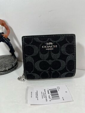 Coach Snap Wallet In Signature Denim denim/Silver/Black NWT